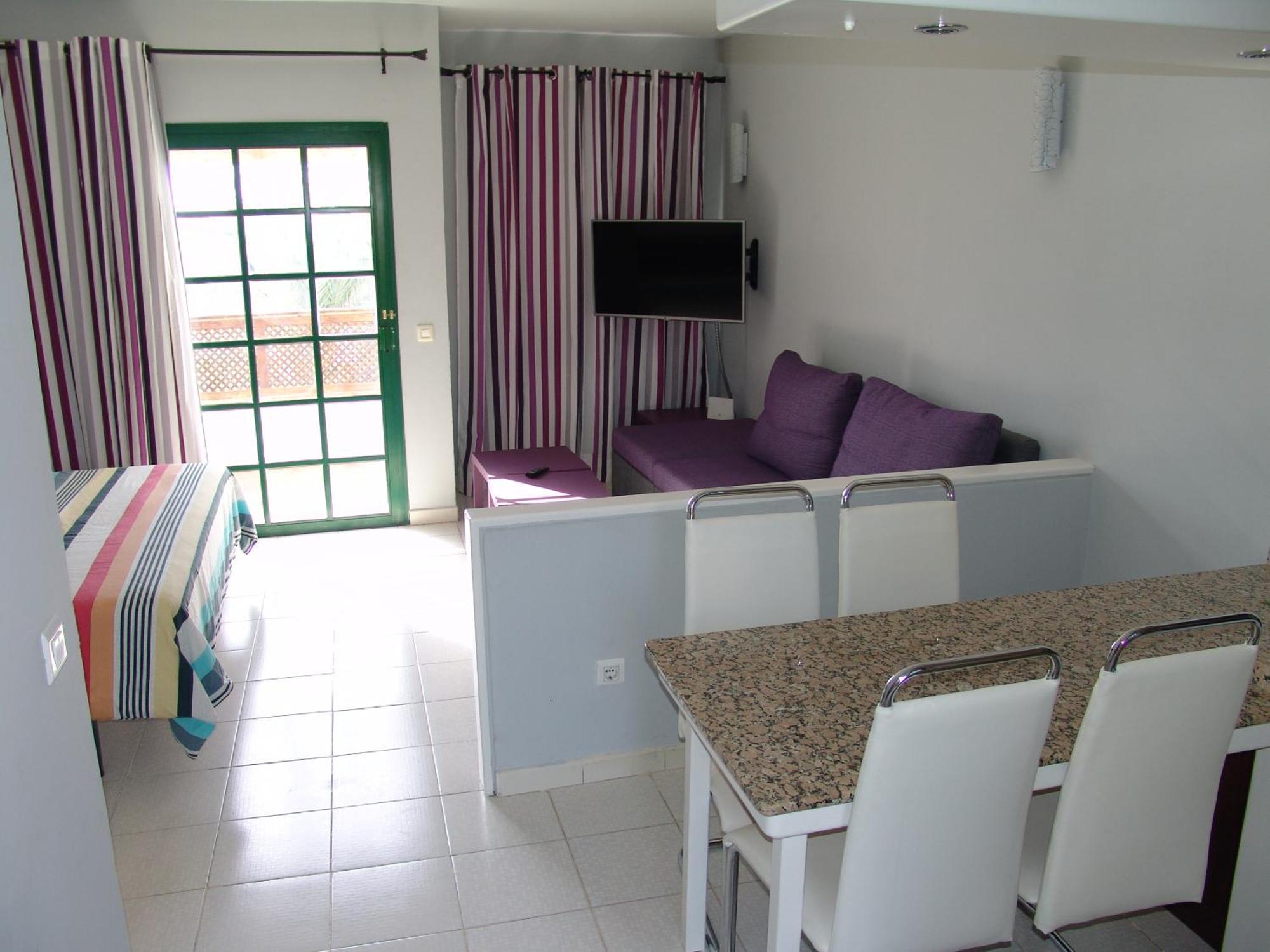 Moderno Apartamento Con Vistas Al Mar Playa Del Aguila  エクステリア 写真